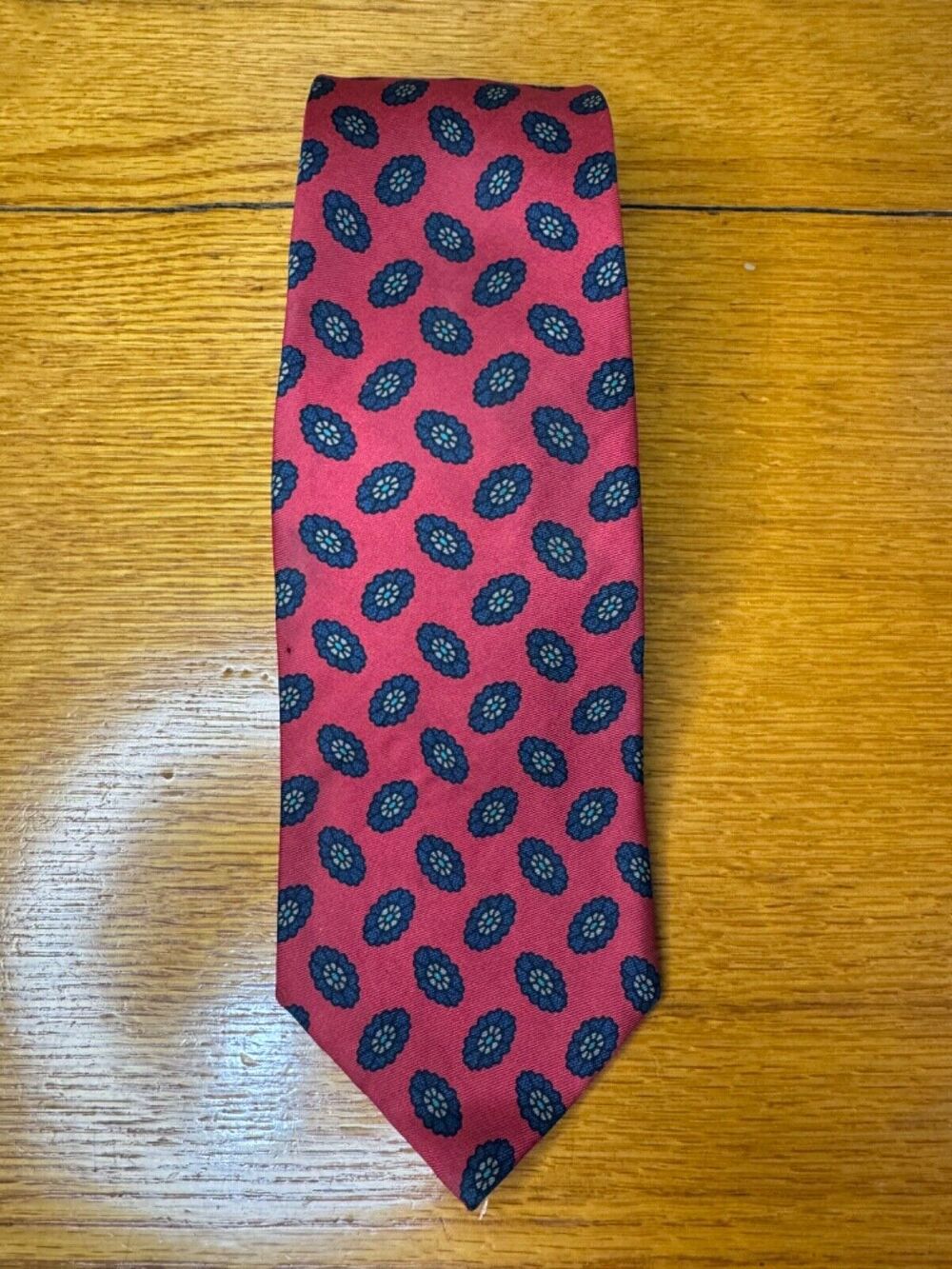 Vintage Ferrell Reed for Rothschilds 100% Silk Woven In England Red Paisley